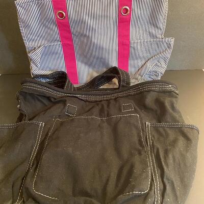 Lot 357: Thirty- one Bags