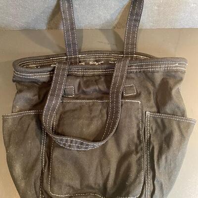 Lot 357: Thirty- one Bags