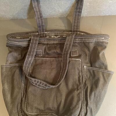 Lot 357: Thirty- one Bags