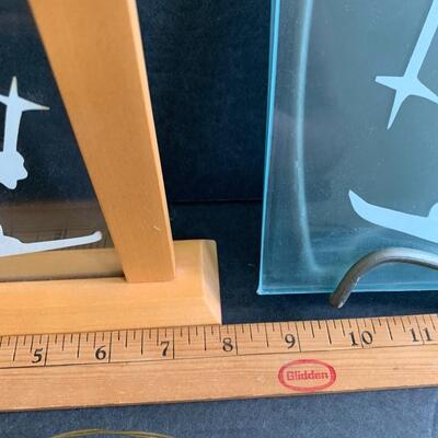Lot 168: Skiing Lot with Paper Cutting Art