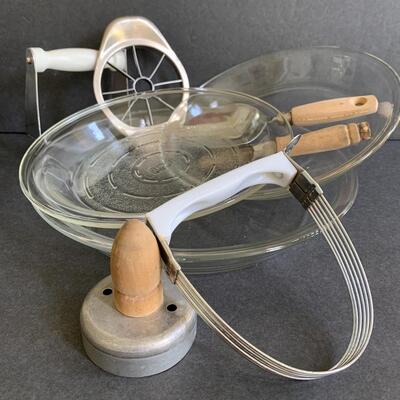 Lot 165: Baking Lot 
