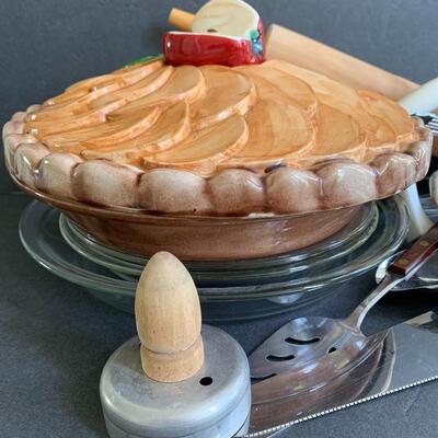Lot 165: Baking Lot 