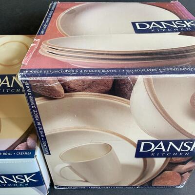Lot 162:  Dansk Santiago White Dinnerware & Serving Set (Service for 4)