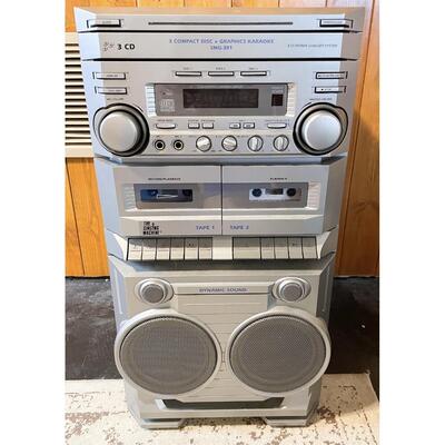 â€œTHE SINGING MACHINEâ€ SMG-301 KARAOKE MACHINE
