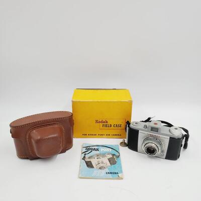 KODAK PONY 828 CAMERA AND FIELD CASE