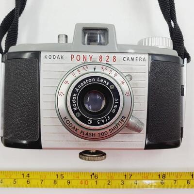 KODAK PONY 828 CAMERA AND FIELD CASE