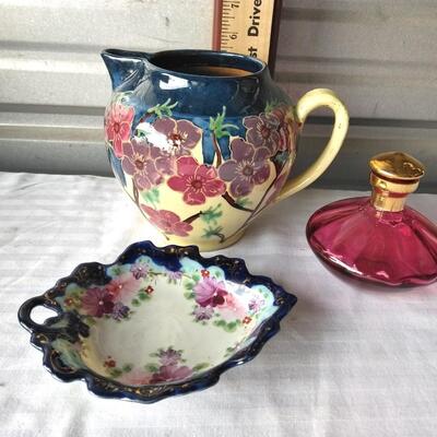 LOT 85 PITCHER, DISH, AND CRANBERRY GLASS