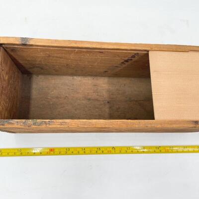 PRIMITIVE WOODEN BOX & HAND BROOM