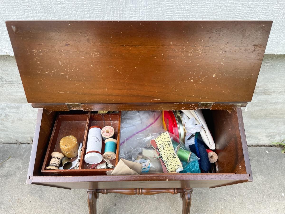 VINTAGE WOODEN STANDING SEWING BOX W/ SUPPLIES