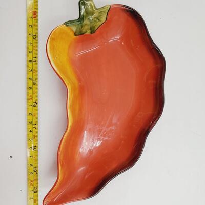 HOT AND SPICY FIESTA PICANTE HOME AND GARDEN SALSA BOWLS AND PEPPER SERVING DISH