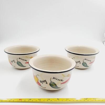 HOT AND SPICY FIESTA PICANTE HOME AND GARDEN SALSA BOWLS AND PEPPER SERVING DISH