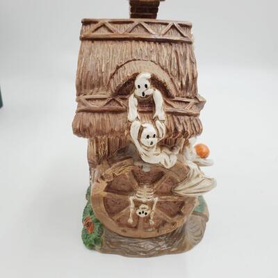 PACIFIC RIM 8 INCH CERAMIC GHOSTLY WATERWHEEL WITH BOX