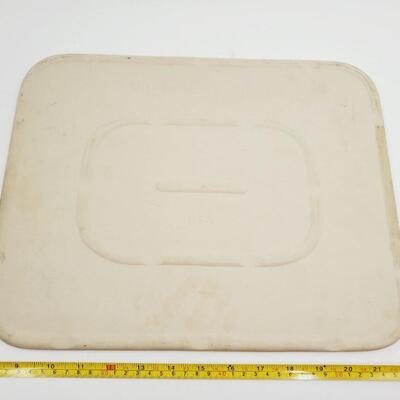 THE PAMPERED CHEF 15X12 RECTANGULAR STONE STONEWARE