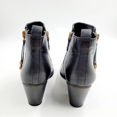 FRANCO SARTO WOMEN'S SIZE 10 BLACK ZIP UP ANKLE BOOTS