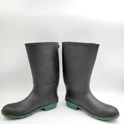 BLACK MUD BOOTS SIZE 10 MADE IN USA
