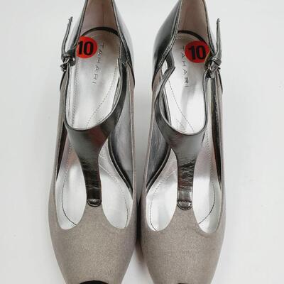 TAHARI SILVER/GRAY SIZE 10 3.5 INCH PEEP TOE HEELS