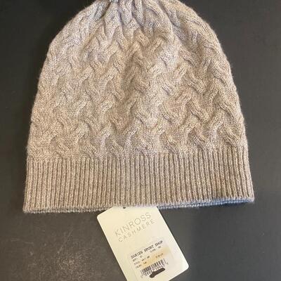 Lot 364: New Kinross Cashmere set and more 