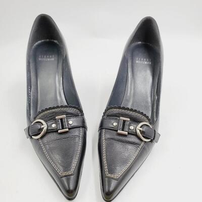 STUART WEITZMAN BUCKLE CLOSED TOE SIZE 10M 3.5 INCH HEELS MADE IN SPAIN