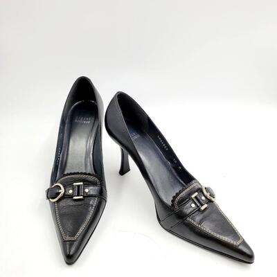 STUART WEITZMAN BUCKLE CLOSED TOE SIZE 10M 3.5 INCH HEELS MADE IN SPAIN
