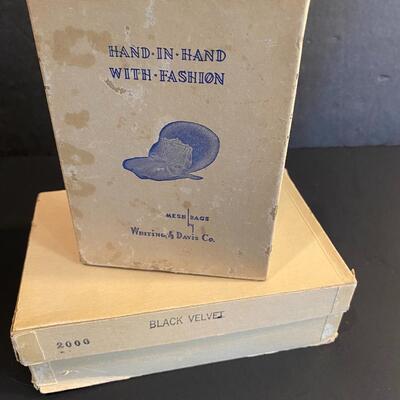 Lot 374: Vintage Apparel:  Gloves & Clutch bags (Whiting & Davis)