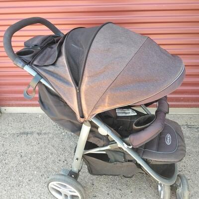 LOT 31 GRACO AIRE STROLLER 