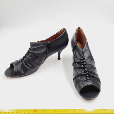 CORSO COMO BLACK "CATANIA" SILK CALF LEATHER PEEP TOE 10.5 size 