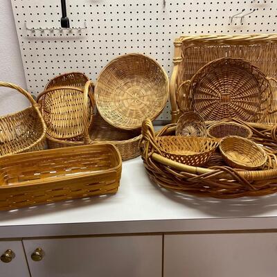 Lot 417  Longaberger Basket plus 11 Other Baskets