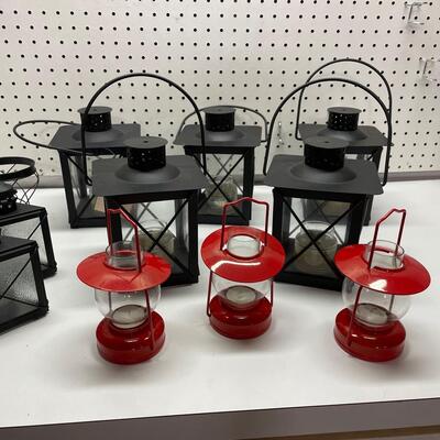 Lot 425  Lot of Small Lanterns