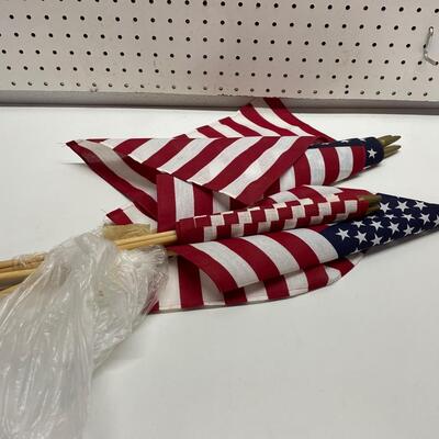 Lot 427  7 American Flags