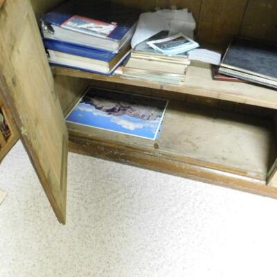 Antique Primitive Pennsylvania Amish Dry Sink Cupboard