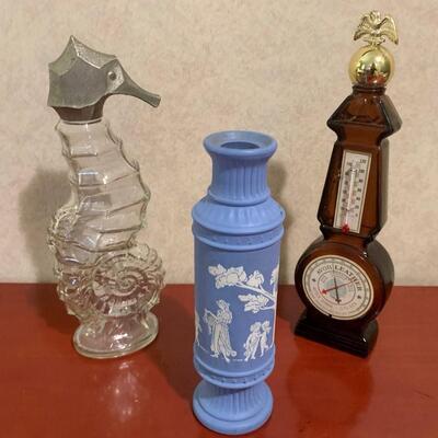 Mixed Vintage Avon Cologne Bottle Lot