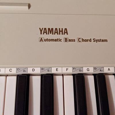 Retro Working Yamaha Keyboard, Great Condition
