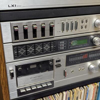 LXI Series Stereo System with Speakers (LP's not Included)