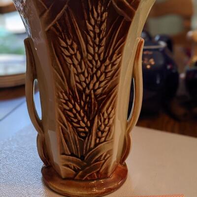 Vintage McCoy Vase, Exc Condition