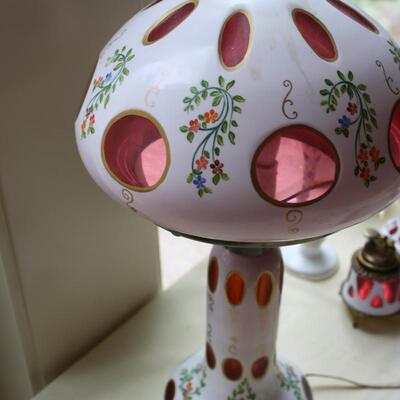 BOHEMIAN OVERLAY CZECH MOSER CUT TO CRANBERRY LAMP 18" (KP/CN)