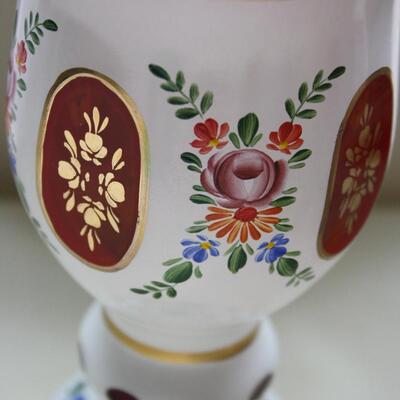 ESTATE BOHEMIAN WHITE OVERLAY CZECH CUT GOBLET VASE GLASS 6.25" (KP/CN)