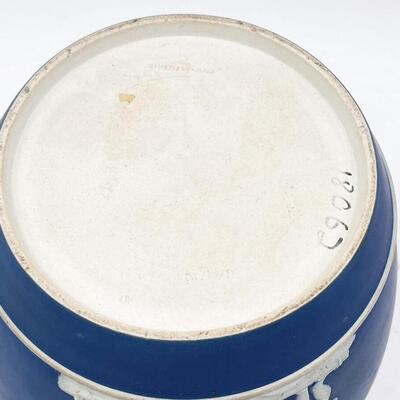 VINTAGE WEDGWOOD DARK BLUE BISCUIT BARREL