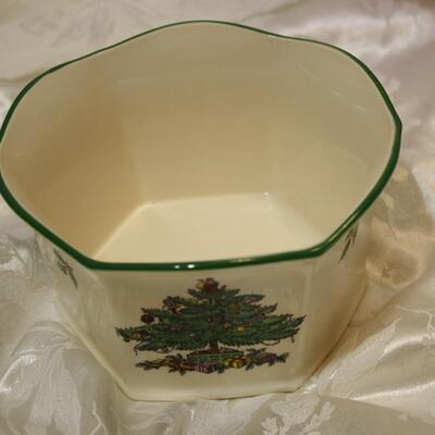 Spode Christmas Tree Vase Planter Bowl - (JS/LG)