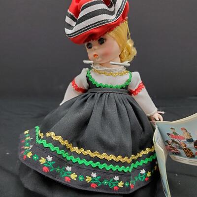 Madame Alexander Doll - Finland - 