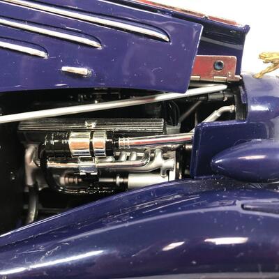 Ricko Diecast 1:16 1934 Cadillac V16 Scale Model Car