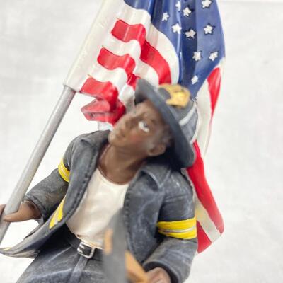 First Responders A Pocketful of Hope Figurine A Hero's Salute