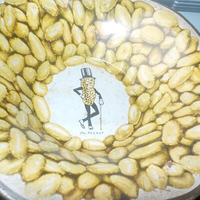 1950's Planters Peanuts bowl/ Peoples Bank.