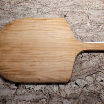 Lot 18: Pizza or Charcuterie Board