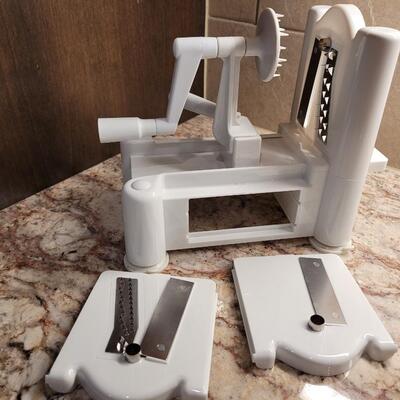 Lot 20: Paterno Slicer