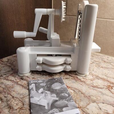 Lot 20: Paterno Slicer