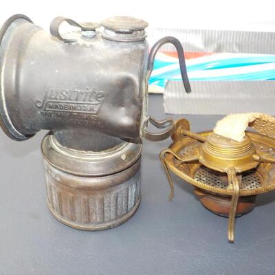 1912 torch light Kerosene and oil lamp base.