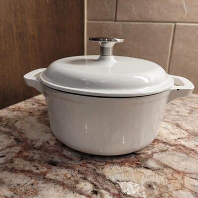 Lot 29: World Market Enamel Pot