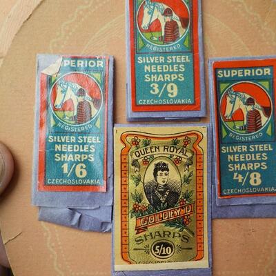 1920's Spool Cotton, Vintage needles.