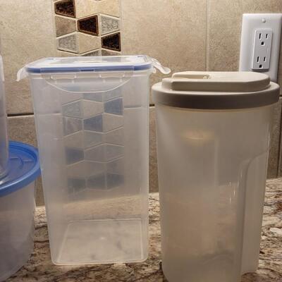 Lot 53: Plastic Containers Lot