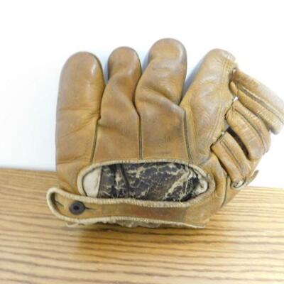 Vintage Honus Wagner Co. Charlie Keller Model Fielder's Baseball Glove